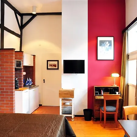 Suite „Herrenhausen“ - stilvolles Apartment in Fachwerkhaus Hannover Exterior foto